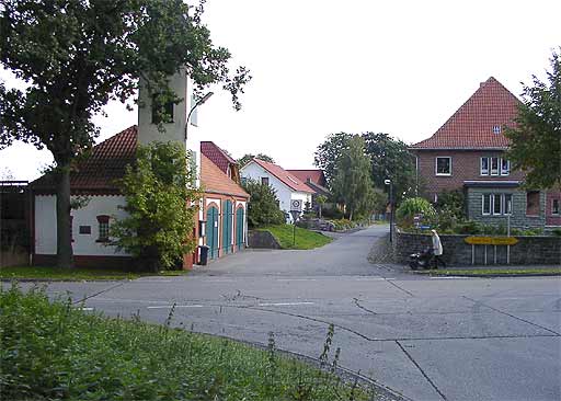 Feuerwehrhaus in Hiddingsen am 20.09.2001